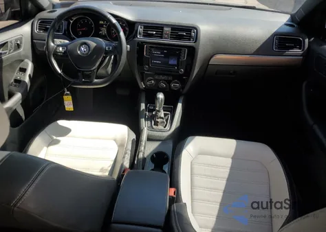 2016 Volkswagen Jetta 1.8T Sport из США, поврежденный, VIN 3VWD17AJ7GM400771